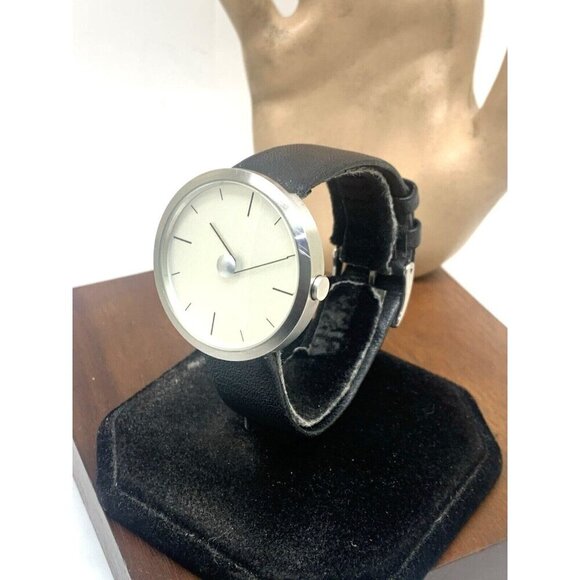 Lexon Takashi Kato Tao Unisex Watch Quartz Silver Dial Black Leather Band 36mm - Picture 13 of 13